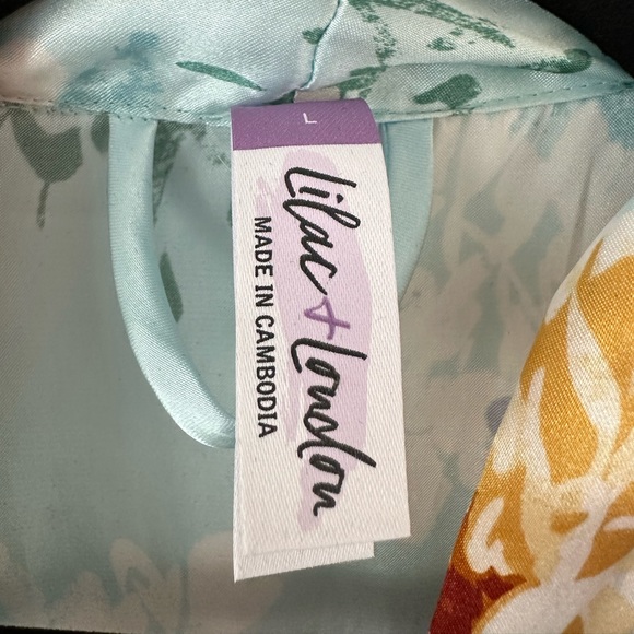 Floral Robe - Size Large - Picture 4 of 5